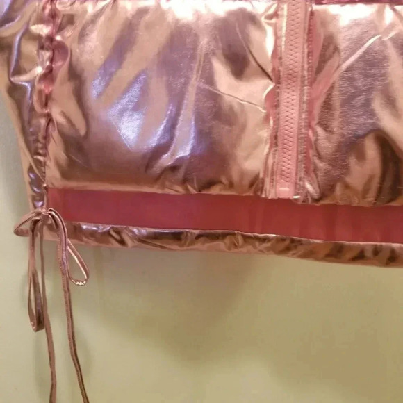 Y2K Women's Metallic Pink Hooded Vest Sz XL - Picture 2 of 5